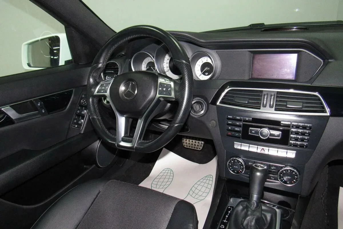 Mercedes-Benz C-Класс