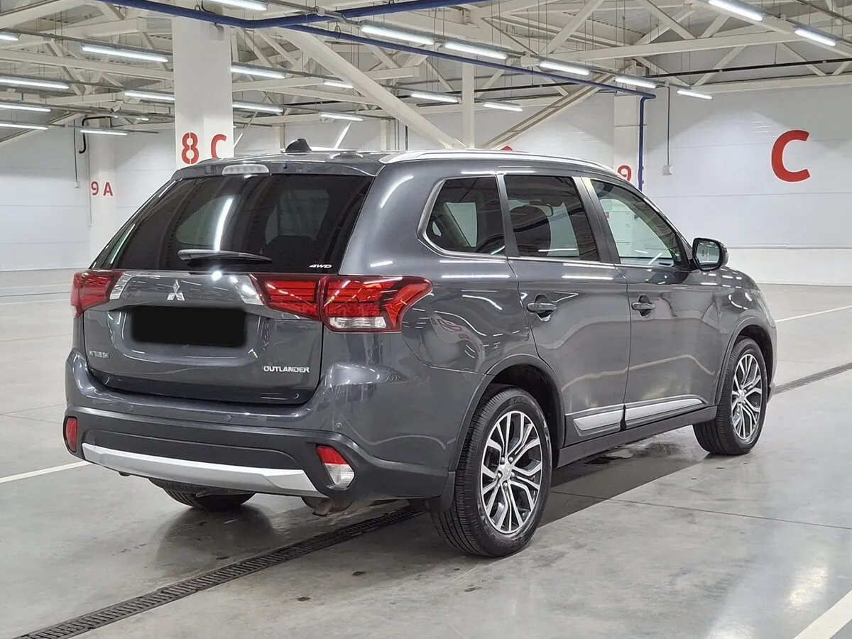 Mitsubishi Outlander