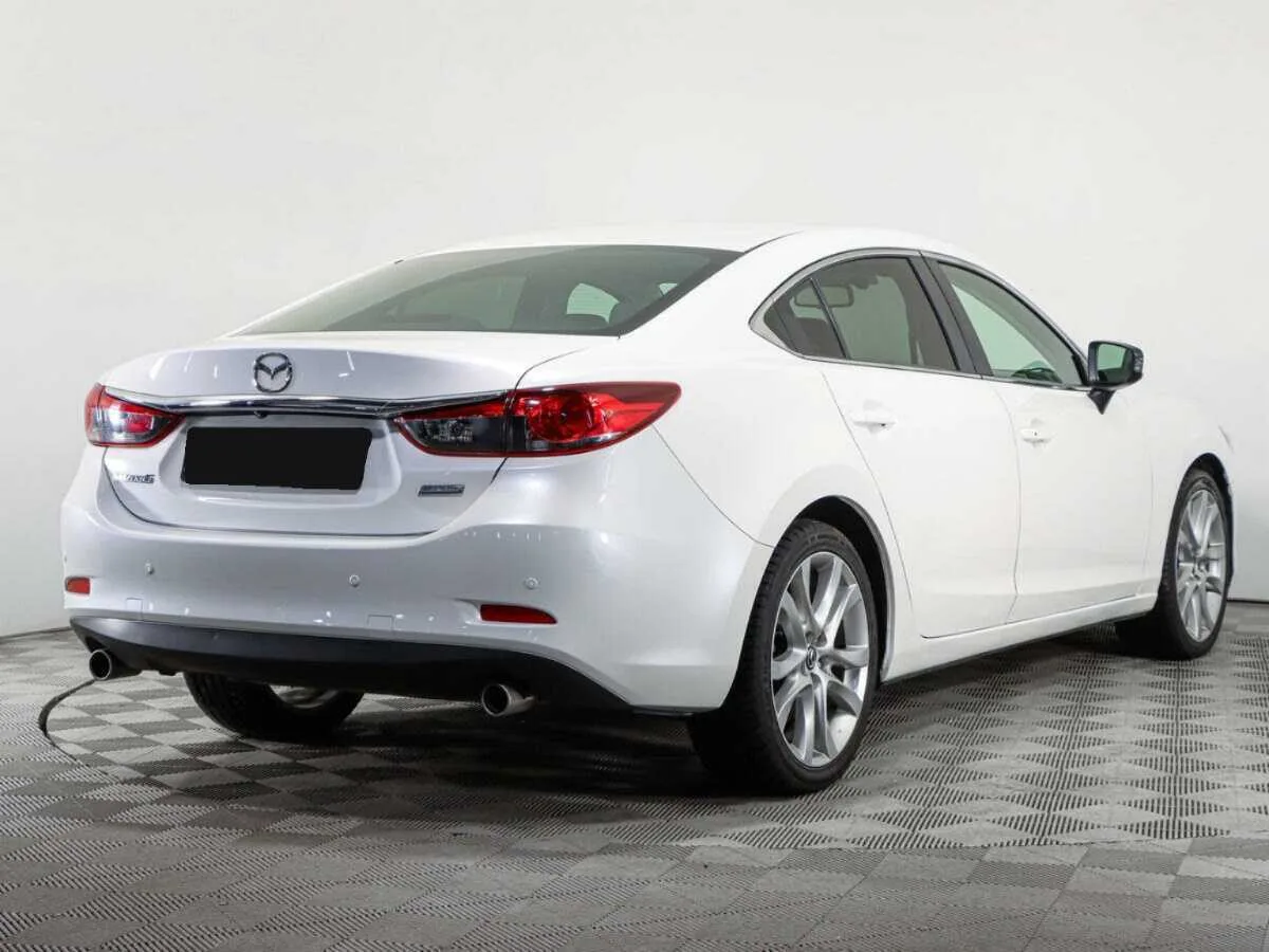 Mazda 6