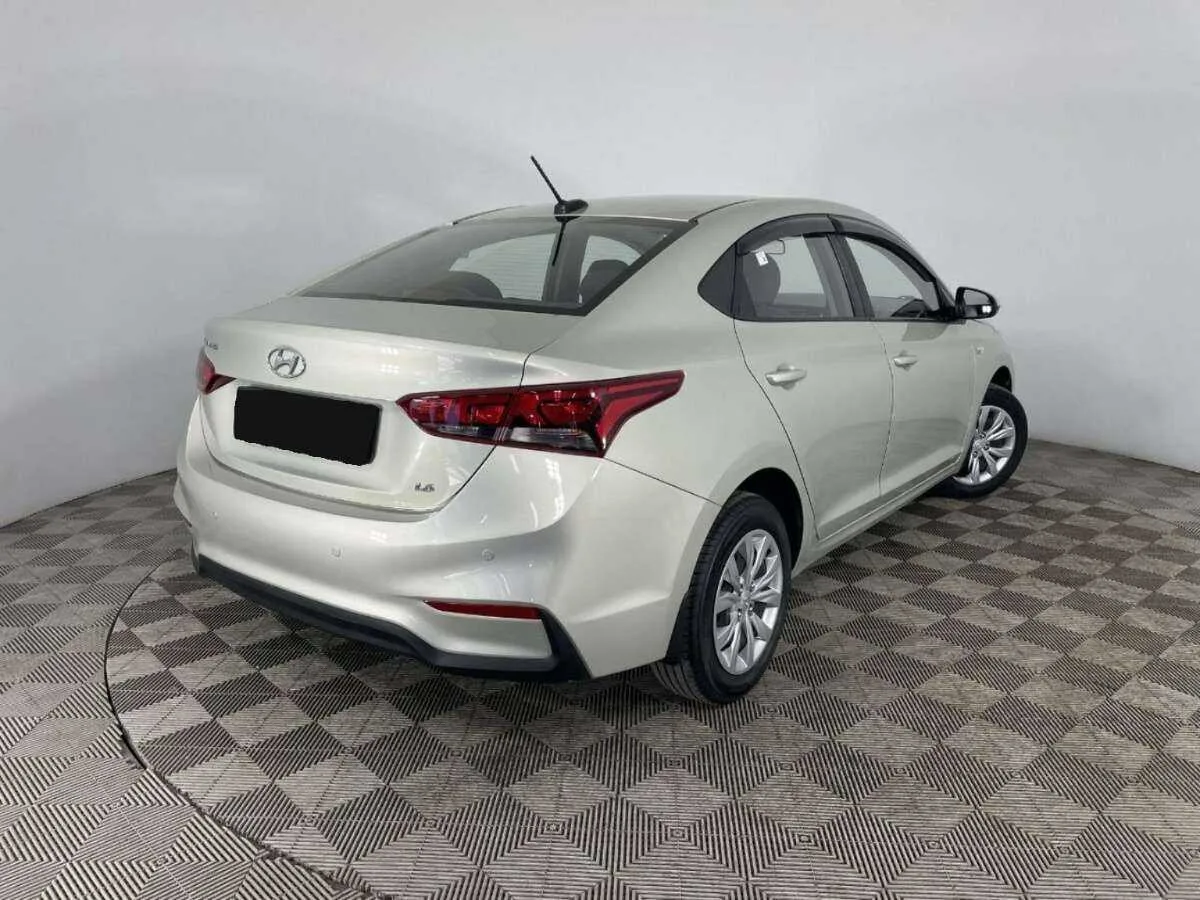 Hyundai Solaris