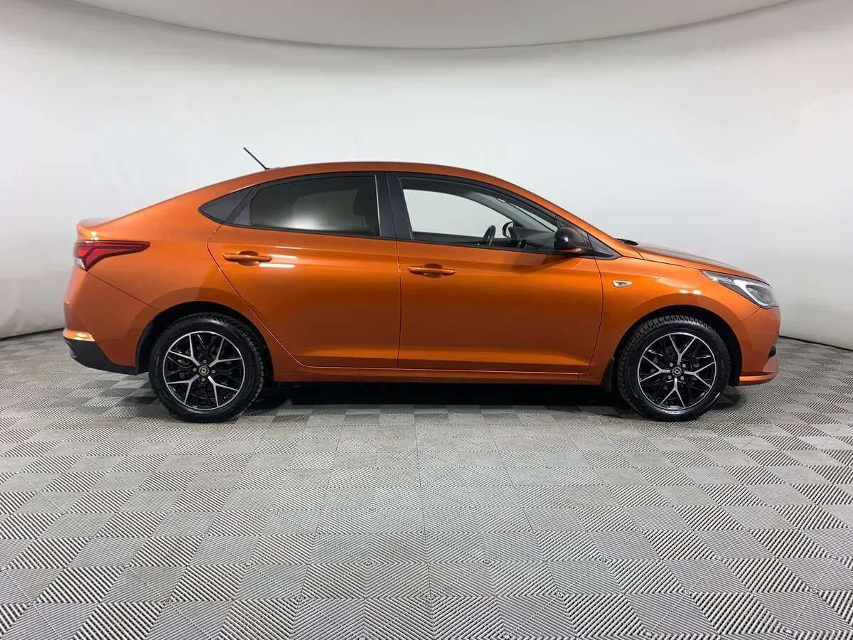 Hyundai Solaris