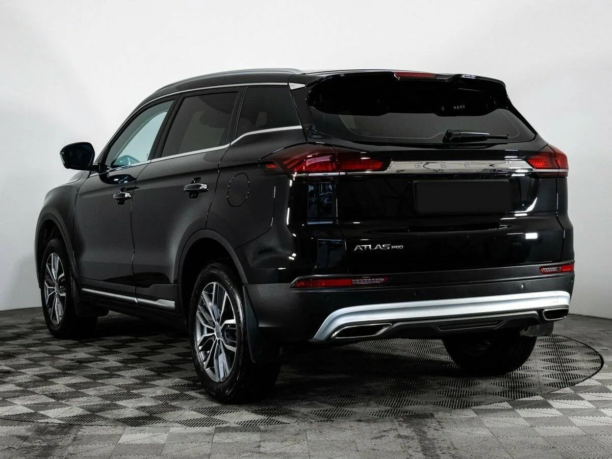 Geely Atlas Pro