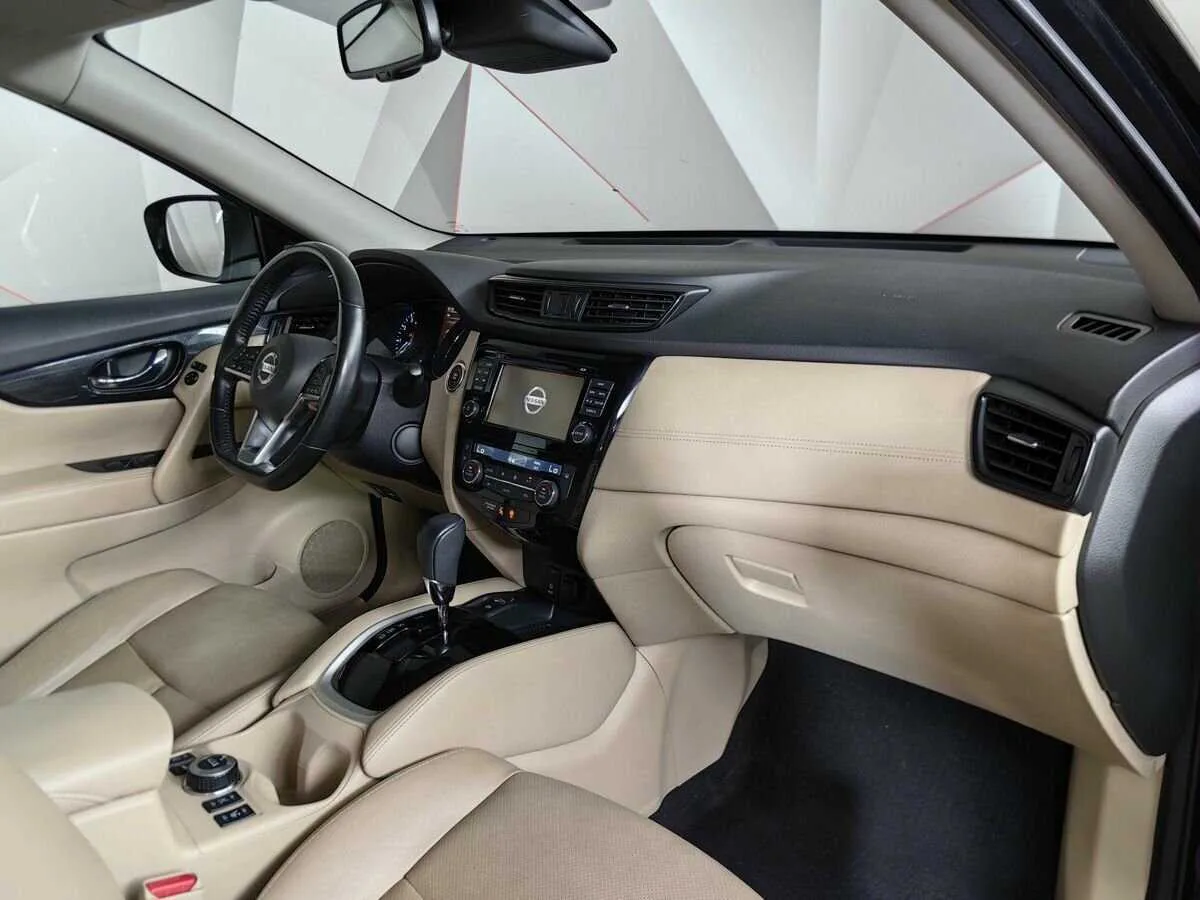 Nissan X Trail