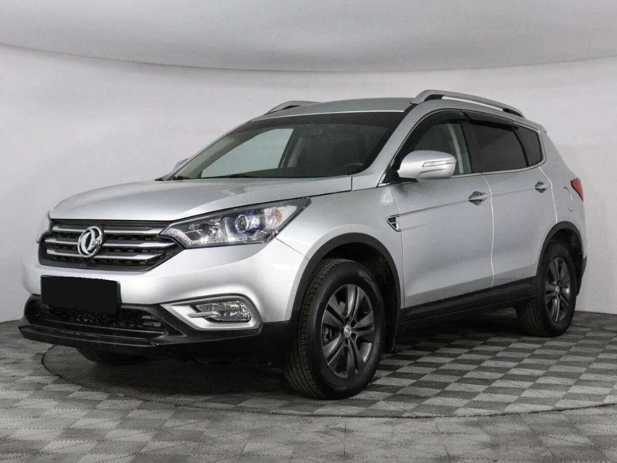 Dongfeng AX7