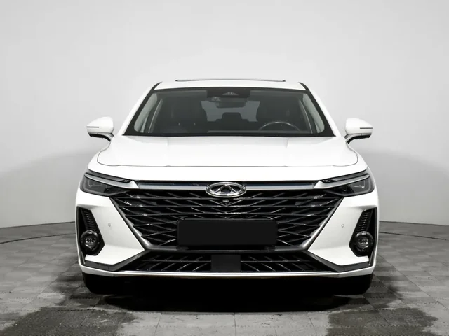 Chery Arrizo 8
