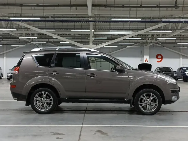 Citroen C-Crosser