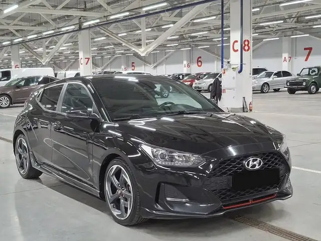 Hyundai Veloster
